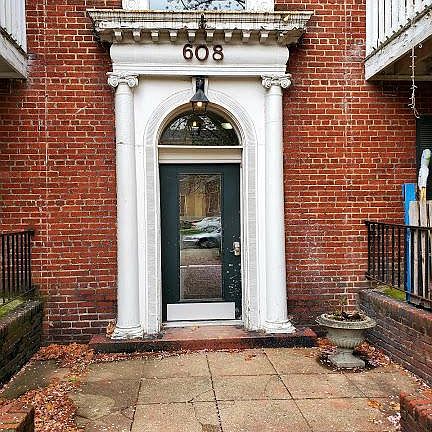 3rd image of 608 N St