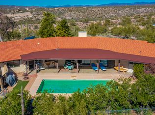 44620 Saguaro Blossom Ln, Morristown, AZ 85342