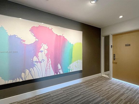 4th image of 1000 Venetian Way APT 704