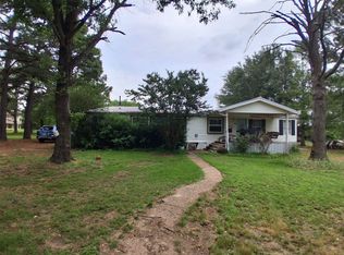 400 Hopkins St, Alba, TX 75410