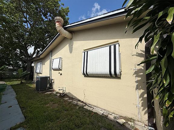 3rd image of 4314 NW 47th Court