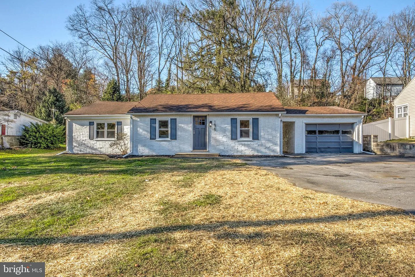 1675 Wabank Road - 1 — Photo 1