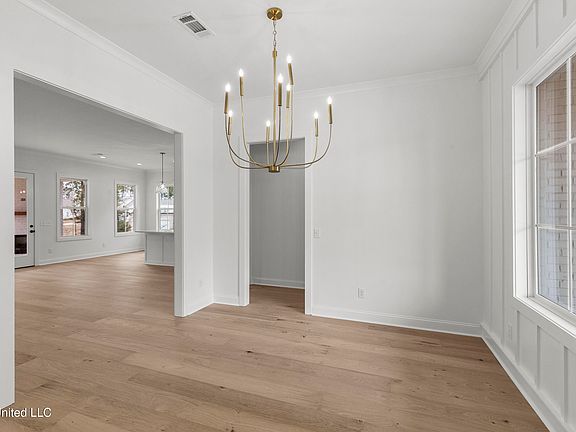 4th image of 373 Wellstone Pl