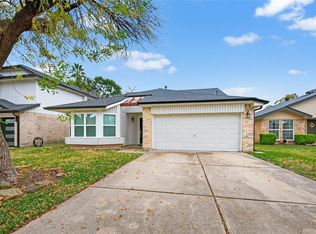 10706 Lazy Meadows Dr, Houston, TX 77064