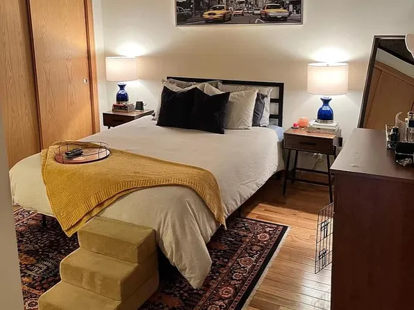 522 N Water St #402, Milwaukee, WI 53202