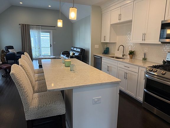 3rd image of 13 Birkdale Ln #13