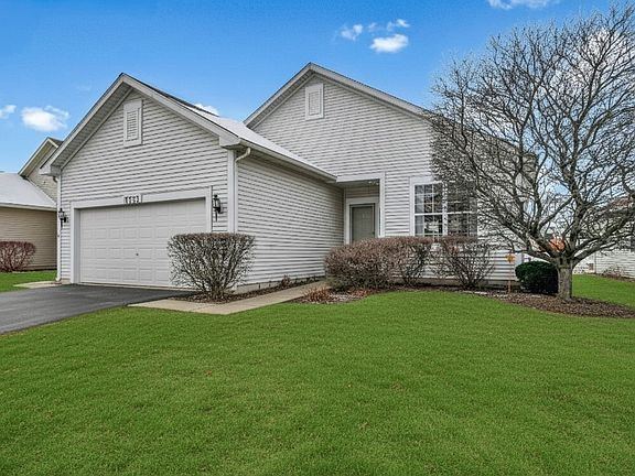 2nd image of 1553 Benzie Cir