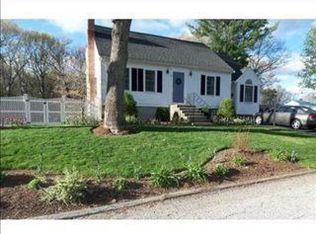 60 Valleyview Rd, Bellingham, MA 02019