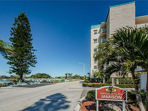 2nd image of 2960 59th St S APT 505
