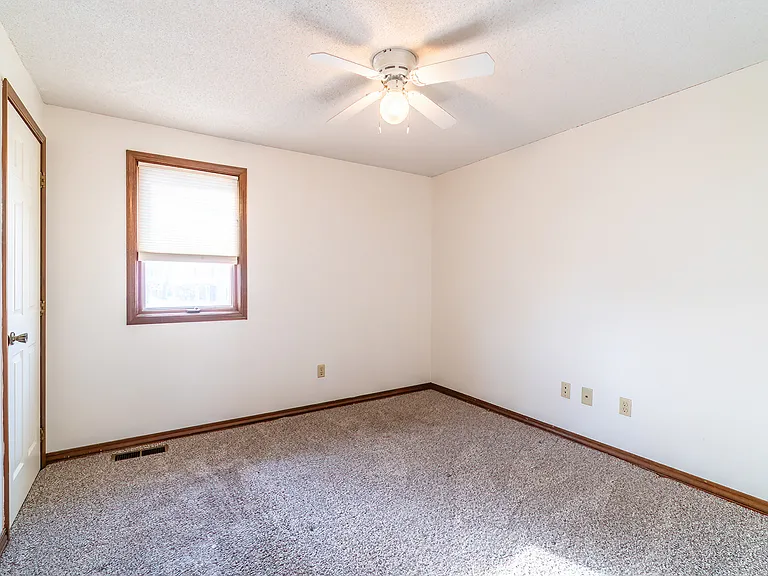 6221 Highgate Pl — Photo 35