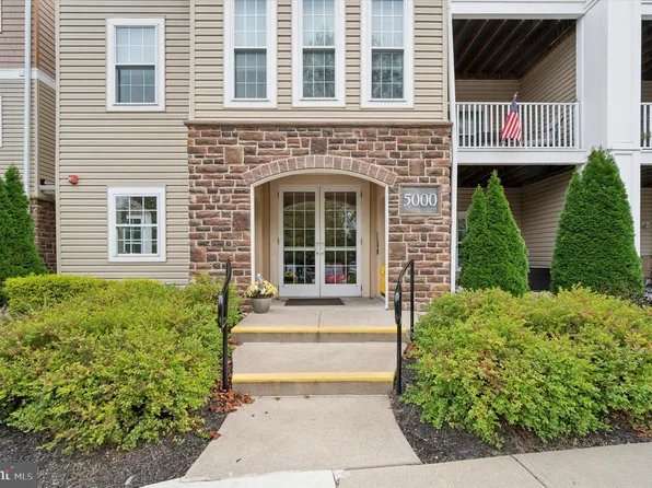 5000 Village 5102, Marcus Hook, PA 19061