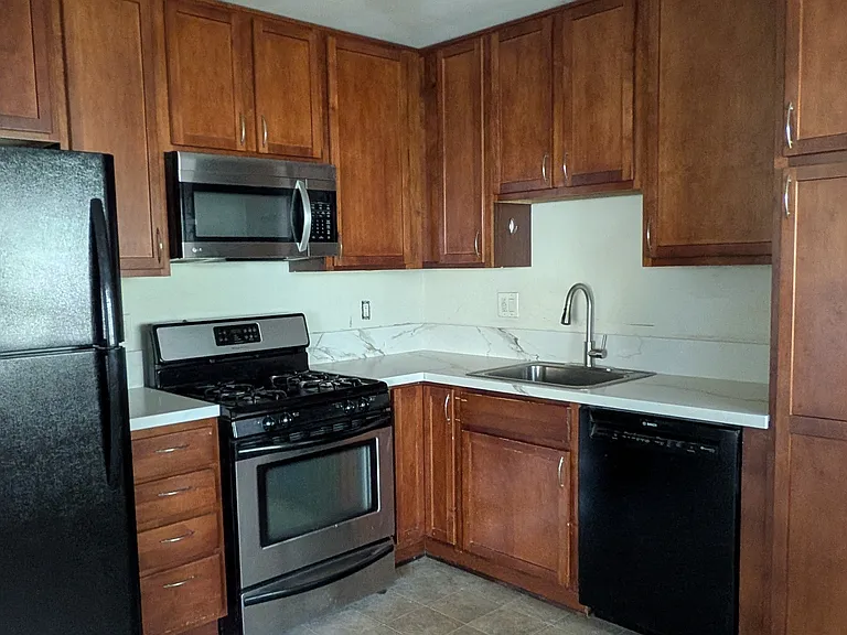 1650 Myrtle Ave #77 — Photo 10