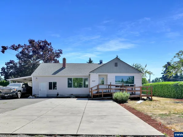 2567 Game Farm Rd, Springfield, OR 97477