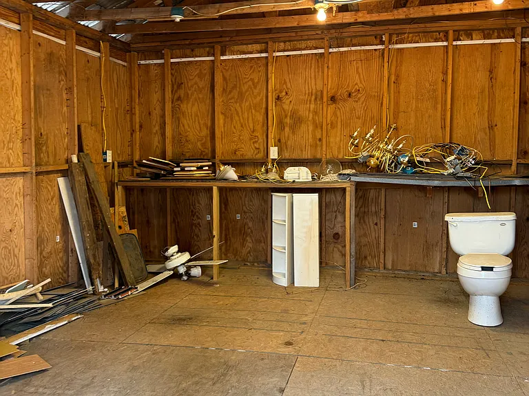Shed 2