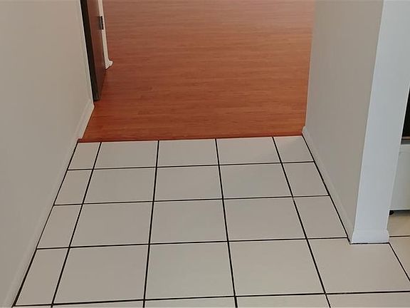 2nd image of 530 Cascade 108 Cir