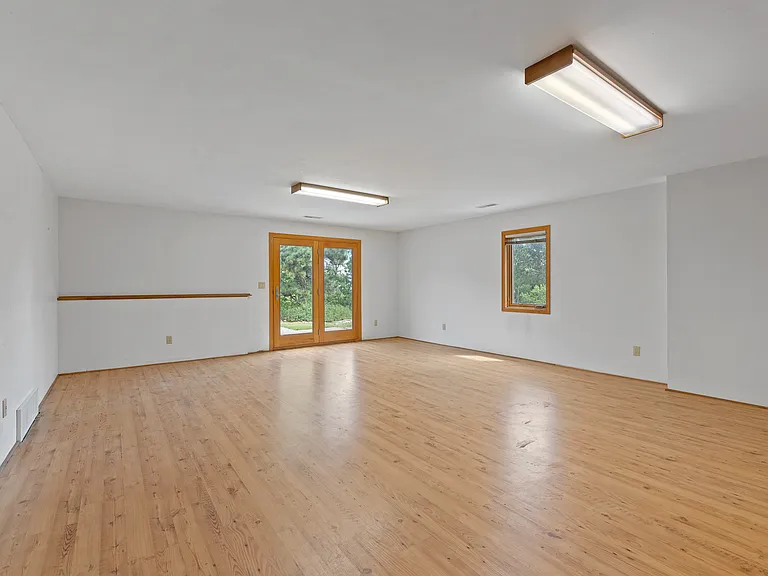 1132 Enchantment Rd — Photo 6