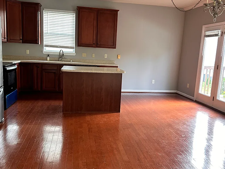 249 Hays Blvd — Photo 13