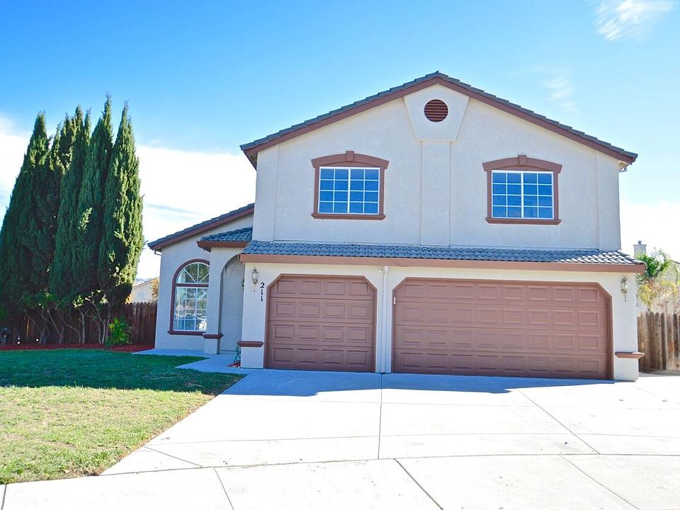1st image of 211 Marseille Ct