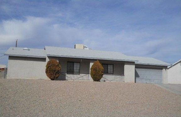 1st image of 2429 Hillview Dr