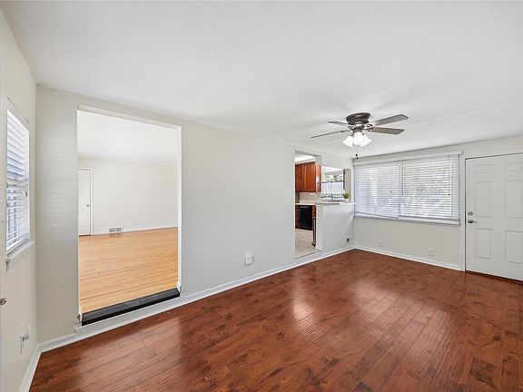 4th image of 6218 Archwood Ln
