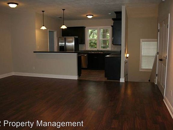 3rd image of 254 Soho Ct #1