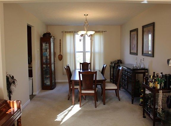4th image of 3390 Oak Spring Dr