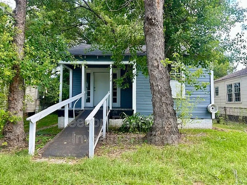 318 W 68th St #SHREVEPORT