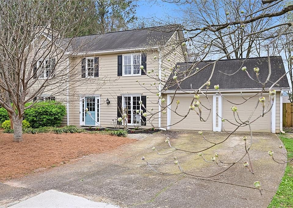 1st image of 240 Sumter Dr