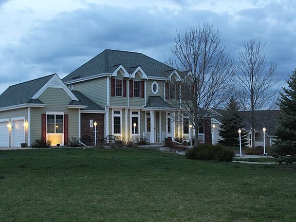 2nd image of W381N8185 Rolling River Cir