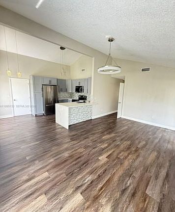 2nd image of 8419 Garden Gate Pl