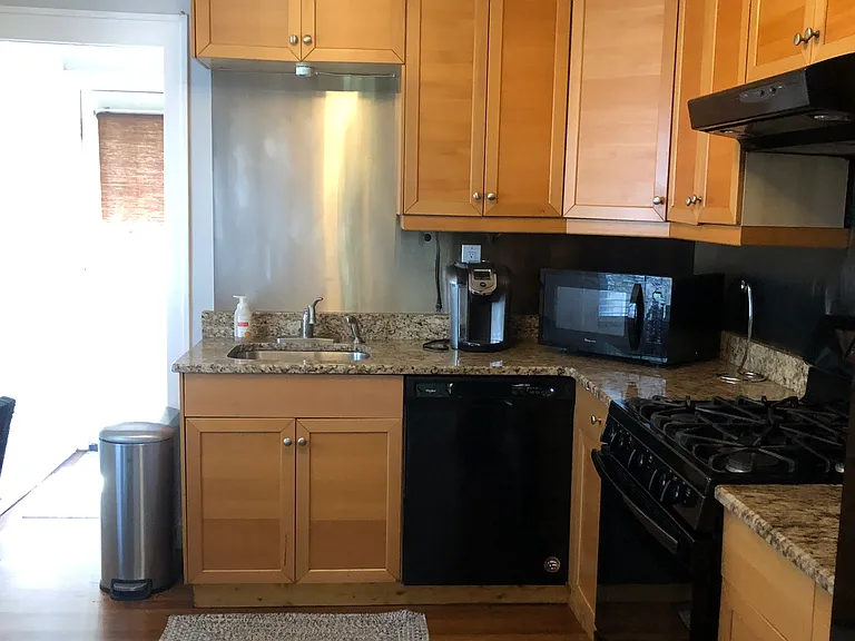 281 Jennings Rd — Photo 6