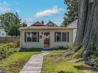 32 Lincoln Ave, Colonial Beach, VA 22443