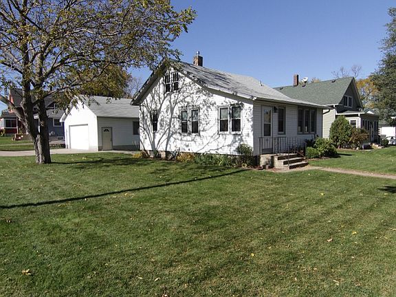3rd image of 1085 Oakdale Ave
