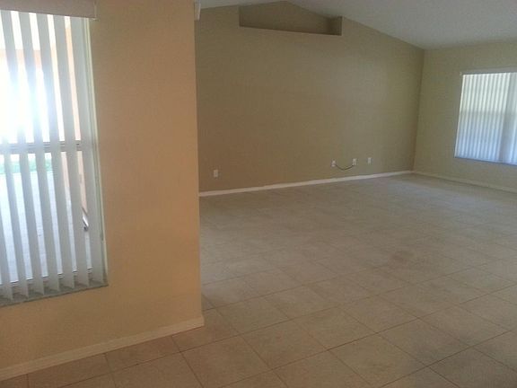 2nd image of 572 Cypress Ave S
