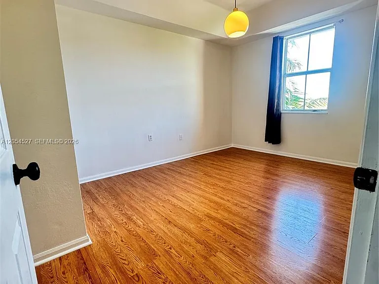 11002 NW 83rd St #213 — Photo 12