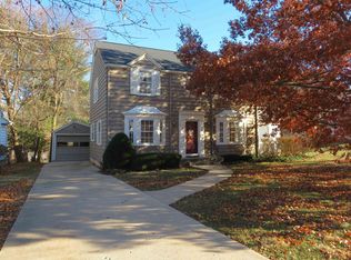 1027 S Benson Blvd, Freeport, IL 61032