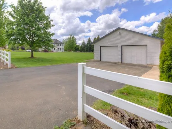 16245 S Levi Ct, Beavercreek, OR 97004