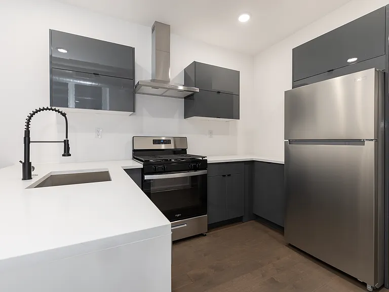 1525 N 6th St #4 — Photo 8