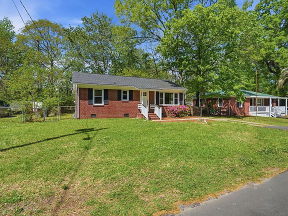 3rd image of 331 Annette Dr