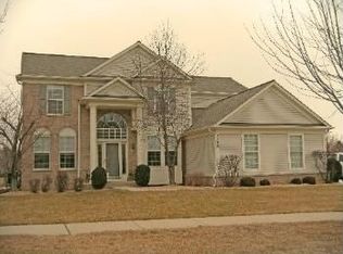 2798 Palm Springs Ln, Aurora, IL 60502