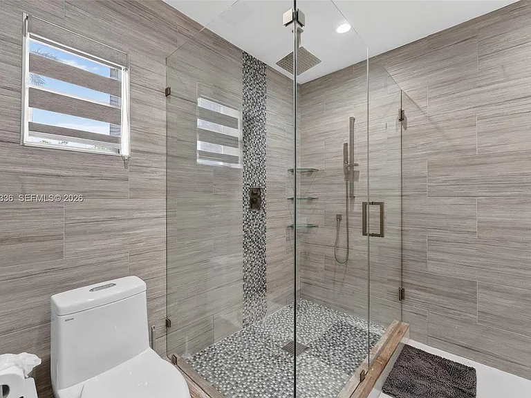 2918 Cleveland St — Photo 14