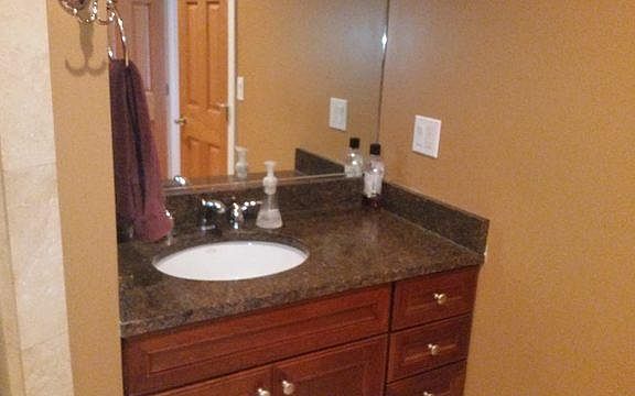 5th image of 6022 N Kenmore Ave APT 1S