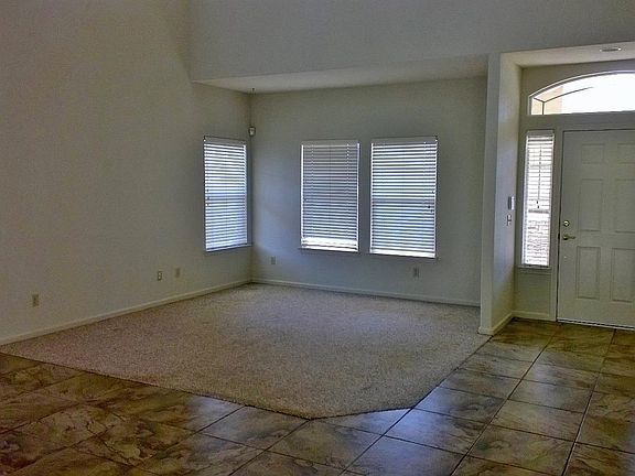 3rd image of 1905 Tienda Dr