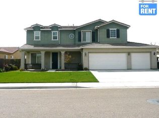 672 N Magna Carta Ave, Hanford, CA 93230