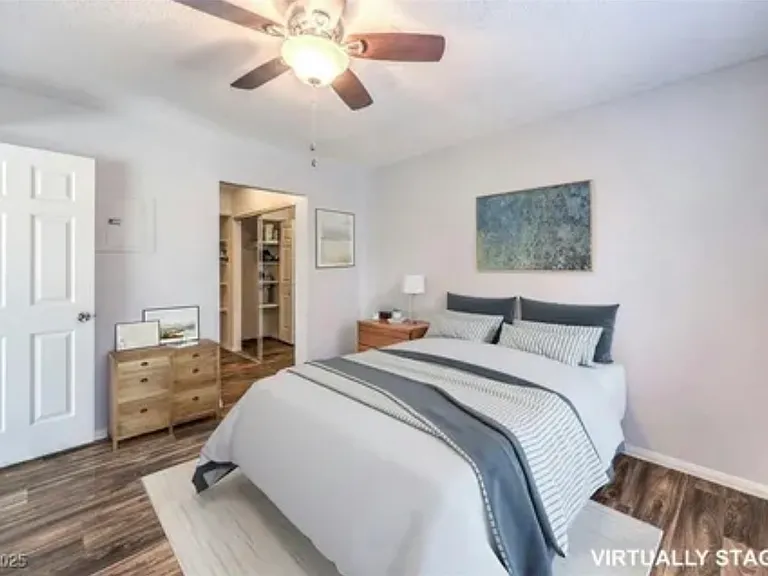 2132 Petersham Ct #D — Photo 6