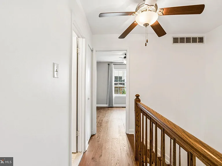 3820 Rolling Way — Photo 29
