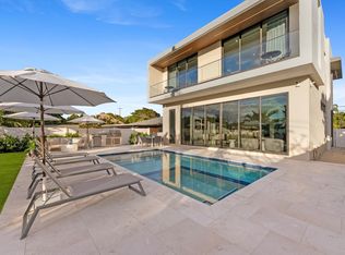 220 S Swinton Ave, Delray Beach, FL 33444