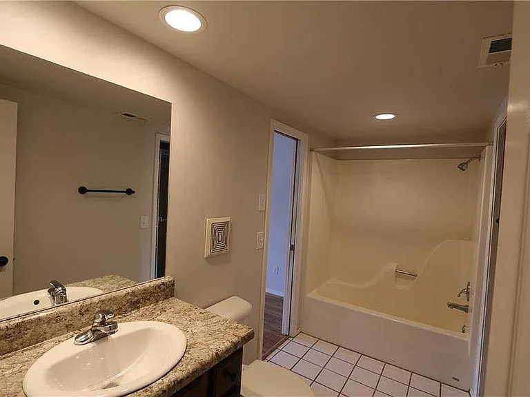 8864 Williams Rd — Photo 8