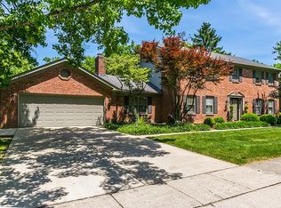2067 Manor Dr, Lexington, KY 40502