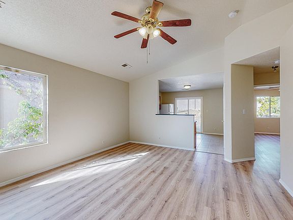 5th image of 3473 Martin Meadows Dr NE
